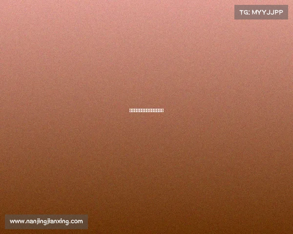 张璐：电竞麦克风后的声音传奇